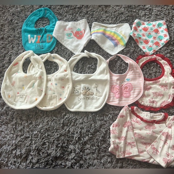 Baby cloth bibs / teething bibs - Picture 3 of 3